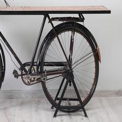 طاولة مشروبات معدن و خشب MDF على شكل دراجة هوائية باجوا حول الإمارات (190 × 50 × 100 سم)