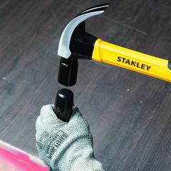 Stanley Claw Fiberglass Handle Hammer (454 g)