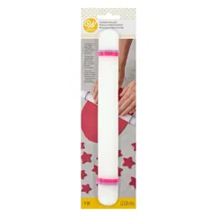 Wilton Perfect Height Plastic Rolling Pin (2.5 x 23 cm)