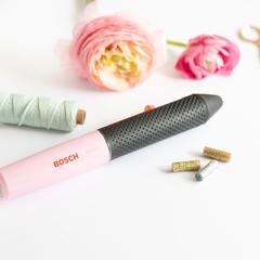 Bosch Gluey Cordless Hot Glue Pen (19.5 x 2.5 x 2.9 cm, Cupcake Pink)