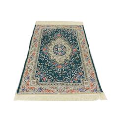 Sundus Al Madinah Prayer Mat