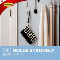 3M Command Large Clear Hook W/ Strip Holiday Pack