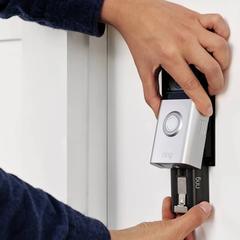 Ring V4 Video Doorbell (12.8 x 6.2 x 2.8 cm)