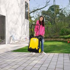 Karcher S 4 Twin Push Sweeper (20 L, 76 x 66.8 x 94 cm)