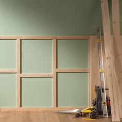 لوح خشب صنوبر مربع أملس شيشاير مولدينجز (25 × 46 × 900 ملم)