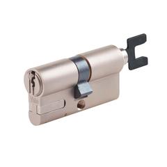 Yale Linus Adjustable Cylinder (6.8 x 1.7 x 3.2 cm)