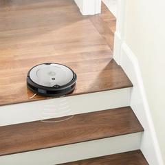 iRobot Roomba 698 Wi-Fi Robot Vacuum Cleaner, R698040 (28 W)