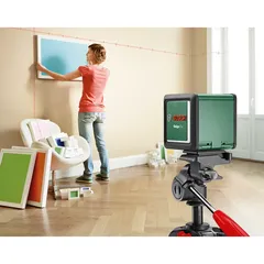 Bosch Quigo Plus Cross Line Laser (7 m) + Tripod