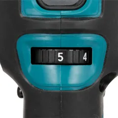 Makita Cordless Random Orbit Polisher W/Batteries & Charger, DPO600RTE (18 V)