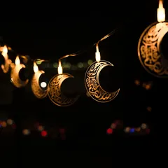 Hilalful Battery-Operated Acrylic Ramadan Crescent LED String Light (2 m)