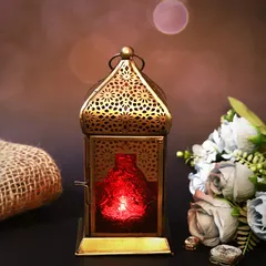 Hilalful Authentic Handmade Lantern (17 x 9 x 9 cm, Red)