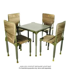 طاولة من الألومنيوم والنايلون قابلة للطي وايلد لاند (69 × 69 × 66.5 سم)