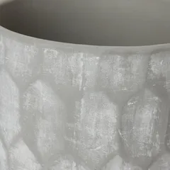 Honeycomb Clay Planter (20.4 x 17 cm, Gray)