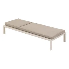 Hesperide Evasion Aluminum Sun Lounger (200 x 89 x 76 cm, Linen Beige) + Aluminum Side Table (38 x 38 x 56.5 cm, Clay)