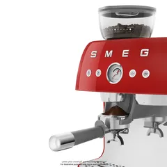 SMEG Retro 50’s Style Espresso Coffee Machine, EGF03RDUK (Red, 1650 W, 2.4 L)