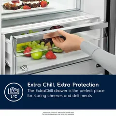 Electrolux 800 Series Built-In Bottom Freezer Refrigerator, ENC8MD18R0 (244 L)