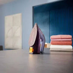 Philips Azur 8000 Series Steam Iron, DST8021/36 (3000 W, 300 ml)