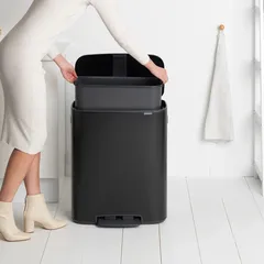 Brabantia Stainless Steel Bo Pedal Bin (36.3 x 54.1 x 65.2 cm, 60 L, Matt Black)
