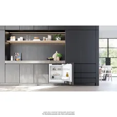 Siemens IQ300 Built-In Under Counter Refrigerator, KU21RVFE0M (134 L)