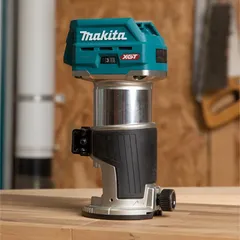 Makita Cordless Trimmer W/Battery & Charger, RT001GM202 (40 V)