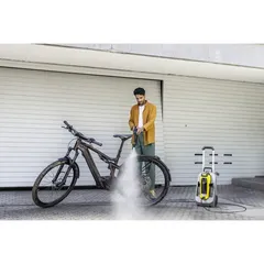 Karcher Portable Battery-Operated Pressure Washer, OC 6-18 Premium (18 V)