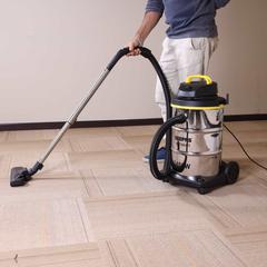 مكنسة كهربائية للاستخدام الرطب والجاف من جيباس GVC19011 (2300 واط)