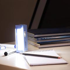 كشاف طوارئ LED قابل للشحن اولسن مارك OME2780