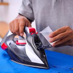 Olsenmark Ceramic Soleplate Steam Iron, OMSI1838 (2200 W)
