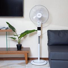 Geepas Rechargeable Stand Fan W/Remote Control, GF9466 (50 W)