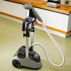 Geepas Garment Steamer, GGS25032 (2.6 L, 1800 W)