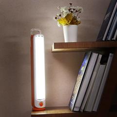 مصباح طوارئ LED قابل للشحن اولسن مارك OME2672