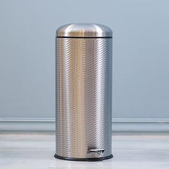 سلة مهملات ستانلس ستيل بغطاء فالكون دانوب هوم (30 لتر)