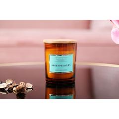 جرة شمع زجاجية معطرة فن حول الإمارات (200 جرام ، بازيلا و الزنبق الحلو)