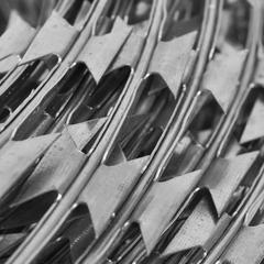 vidaXL Helical Galvanized Steel NATO Razor Wire (60 m)