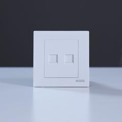 Milano Dual Data Outlet