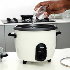 Geepas Rice Cooker, GRC35011 (1.5 L, 500 W)