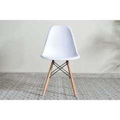 Pan Emirates Hits Plastic & Wood Dining Chair (47 x 50 x 83 cm)